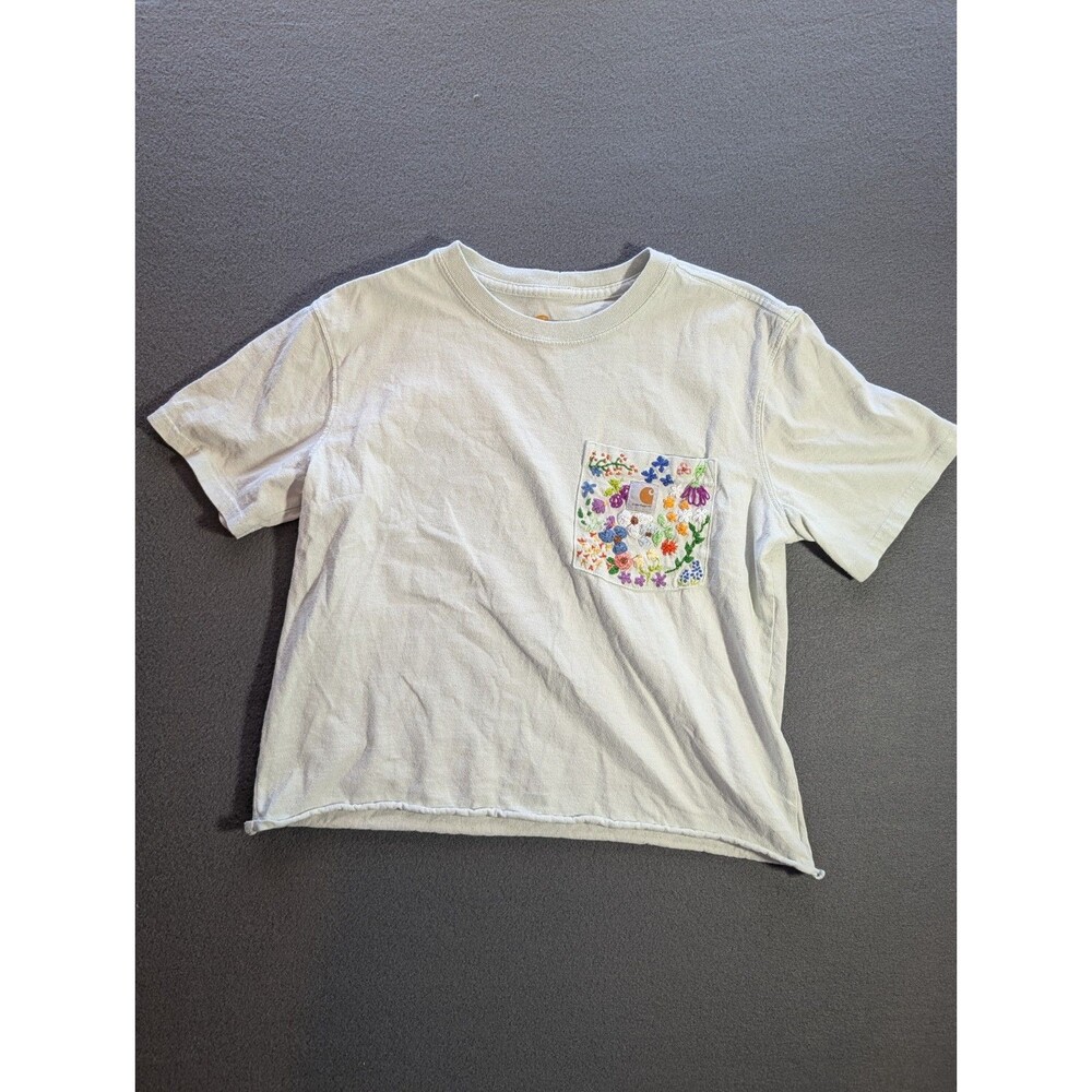 Carhartt Womens M 8-10 Floral Hand Embroidered Pocket Cropped T-Shirt Cream